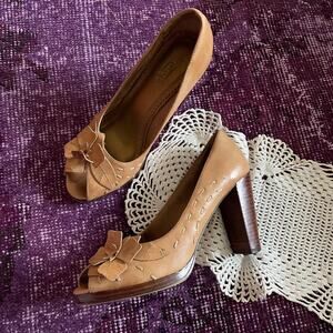 Y2K vintage 00s Seychelles brown leather floral heels fairy boho downtown 8